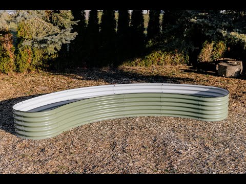 17" Crescent Curved Raised Garden Bed 